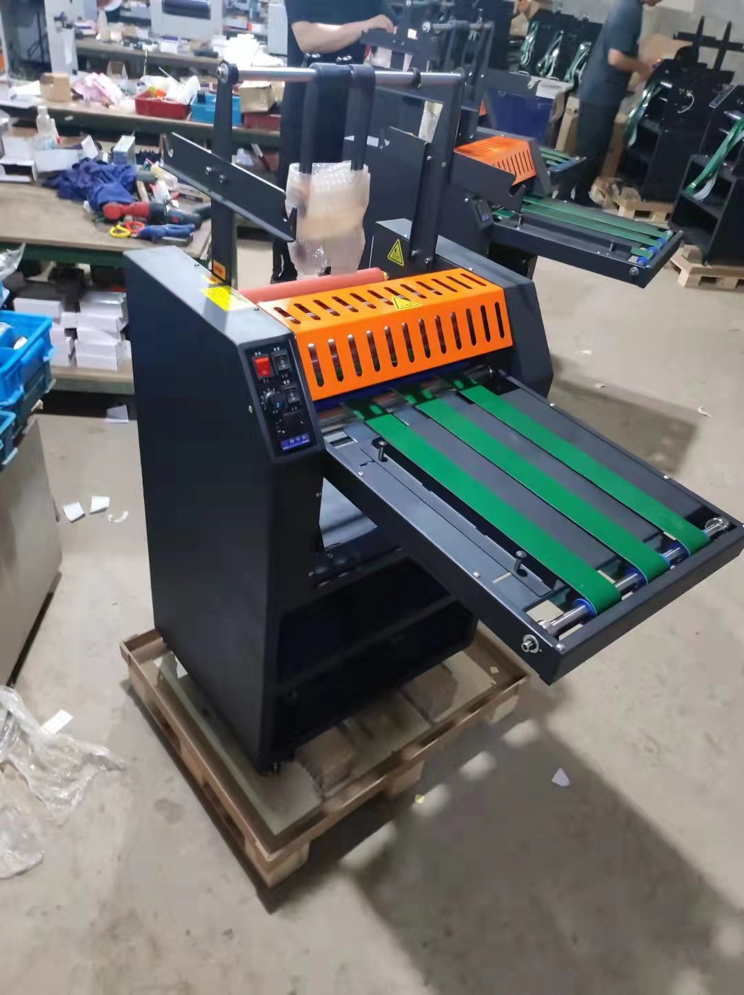 Laminator na gorąco i zimno 2  – Laminator Cold Roll recenzja i cena